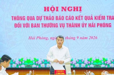 Thủ tướng: Hải Phòng nâng cao chất lượng sắp xếp cán bộ và đảm bảo an toàn trong chuyển đổi số