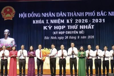 Đồng chí Đào Thanh Trường được bầu giữ chức Phó Chủ tịch Ủy ban nhân dân thành phố Bắc Ninh