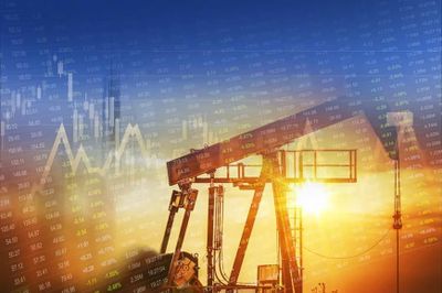 Giá xăng dầu hôm nay (24-9): Giá dầu Brent vượt mốc 100 USD/thùng