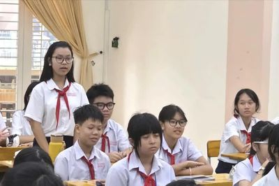 Học sinh nghỉ học vì lý do sức khỏe phải nộp minh chứng?!