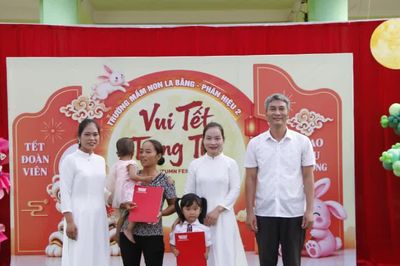 Trao yêu thương, gửi niềm vui đến trẻ em vùng đồng bào dân tộc thiểu số