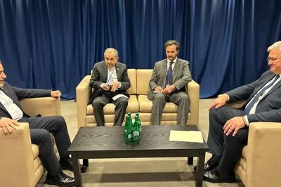 Ngoại trưởng Ukraine lần đầu gặp người đồng cấp Iran sau căng thẳng, kêu gọi Tehran không làm điều này với Nga