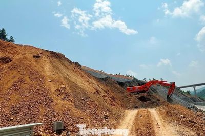 Lạng Sơn phê bình nhiều xã, phường chậm giải phóng mặt bằng dự án cao tốc Hữu Nghị - Chi Lăng