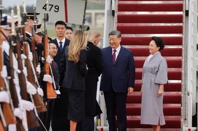 Oanh tạc cơ, tiêm kích bay chào mừng ông Tập Cận Bình thăm Mỹ