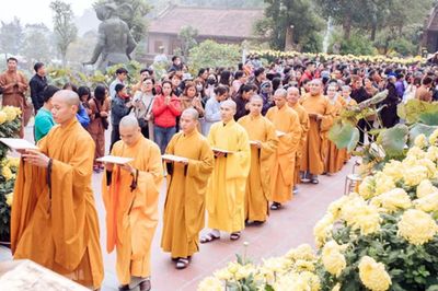 49.000 cuốn kinh chép tay và cuộc hành hương về Địa Tạng Phi Lai