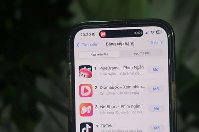 Ứng dụng phim ngắn 'càn quét' bảng xếp hạng App Store, Google Play Việt Nam