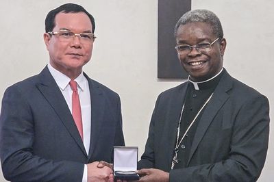 Bộ trưởng Dân tộc và Tôn giáo thăm, làm việc tại Bộ Truyền giáo của Tòa thánh Vatican