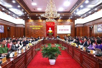HĐND tỉnh Lâm Đồng chính thức thông qua 32 Nghị quyết
