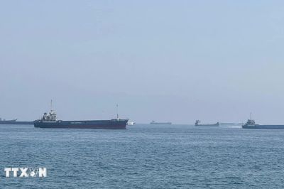 Eo biển Hormuz căng thẳng trở lại sau vụ tấn công tàu chở hàng