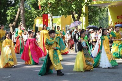 Festival Thu Hà Nội dời lịch sang tháng 10, hé lộ loạt không gian đặc sắc