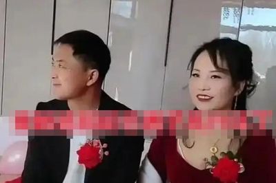 Người đàn ông cưới mối tình đầu sau nhiều năm xa cách, câu chuyện phía sau gây bất ngờ
