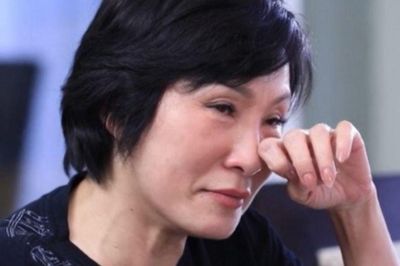 Nghệ sĩ Hồng Đào bị thay thế