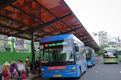 Hơn 26,8 triệu lượt khách đi xe buýt miễn phí tại TP.HCM