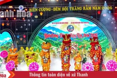 Mùa trăng biên cương