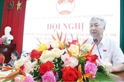 Đoàn đại biểu Quốc hội thành phố Bắc Ninh tiếp xúc cử tri xã Bảo Đài