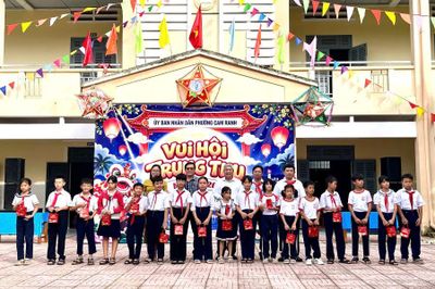 Phường Cam Ranh tổ chức chương trình "Vui hội Trung thu" cho thiếu nhi