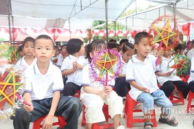 Rộn ràng đón hội trăng rằm
