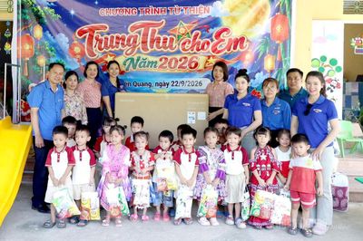 Trao trên 30.000 suất quà Trung thu cho thiếu nhi