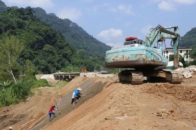 Đẩy nhanh tiến độ đường kết nối Bắc Kạn - Ba Bể - Na Hang
