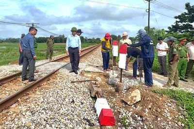 Đóng lối đi dân sinh qua đường sắt tại Đà Nẵng sau tai nạn chết người