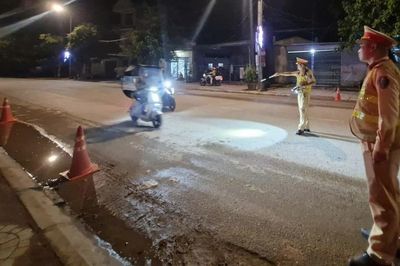 CSGT Lạng Sơn xử nghiêm vi phạm, phòng ngừa tai nạn giao thông dịp Tết Trung thu