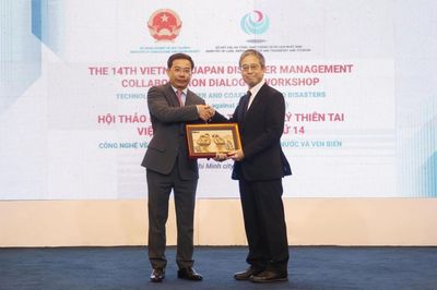 Việt Nam - Nhật Bản tìm giải pháp chống xói lở bờ biển