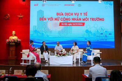 Tọa đàm đưa dịch vụ y tế đến với nữ công nhân môi trường