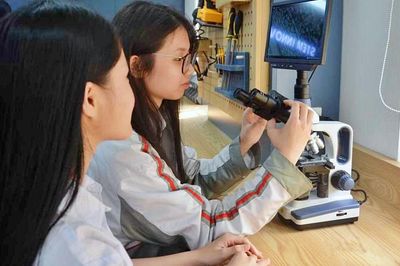 Giáo dục Quảng Ninh ưu tiên thực hành STEM, trang cấp thiết bị dạy và học hiện đại