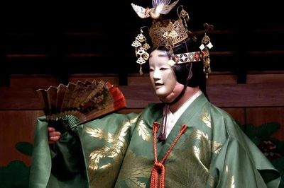 Noh và Thiền: Khi sân khấu mô tả con đường vượt thoát thực tại