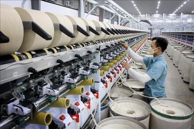Tìm động lực cho tăng trưởng hai con số