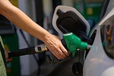 Giá xăng dầu đồng loạt tăng, có loại tăng hơn 1.400 đồng/lít