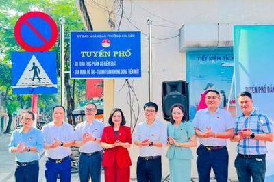 Phường Kim Liên ra mắt tuyến phố an toàn thực phẩm, văn minh đô thị