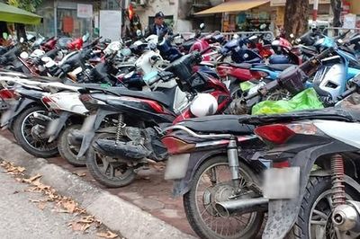 Gửi xe tại bãi không phép: Mất xe, ai chịu trách nhiệm bồi thường?