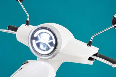 Phát hiện xe máy điện giá 24 triệu đồng, động cơ Bosch, đi xa 75km