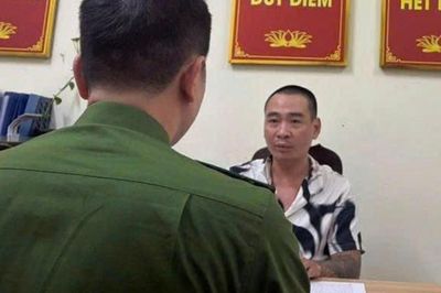 Tạm giữ Nguyễn Đồng Công tội đập phá ô tô