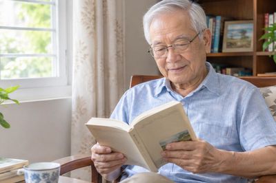 8 hoạt động giải trí người tuổi 70 nên duy trì để não bộ khỏe mạnh