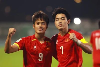 Đình Bắc còn một trận bị treo giò, có phải nghỉ trận ra quân ở FIFA ASEAN Cup?