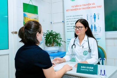 Nữ bác sĩ Bệnh viện Bạch Mai trở thành Đại sứ Quỹ điều trị ung thư quốc tế