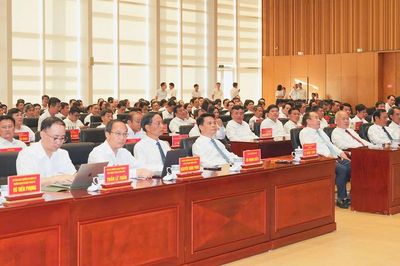 Sắp xếp, tinh gọn tổ chức bộ máy, chỉ định, bổ nhiệm nhân sự mới