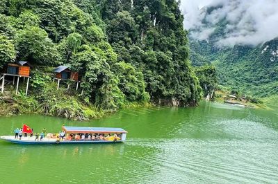 Mùa thu nơi 'vịnh xanh' Tủa Thàng