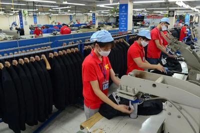 Đến năm 2030: Phấn đấu 70% lao động trong độ tuổi ở Hà Nội tham gia bảo hiểm xã hội