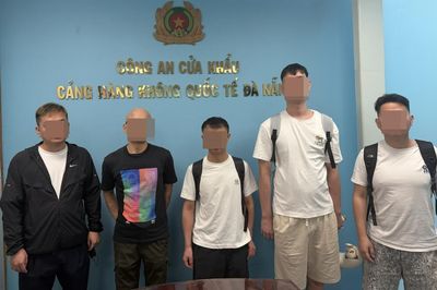 Trục xuất người nước ngoài vi phạm mục đích nhập cảnh