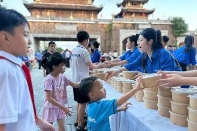 12.000 suất ăn miễn phí tặng thiếu nhi dịp Trung Thu ở Ninh Bình