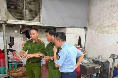 Hưng Yên phát hiện hơn 3.000 bánh Trung thu '3-0'