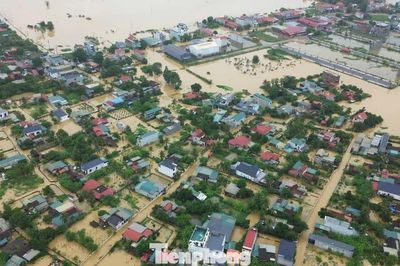 Hình ảnh hơn 8.400 hộ dân ngập trong lũ