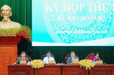 Quảng Ngãi thông qua 16 nghị quyết quan trọng