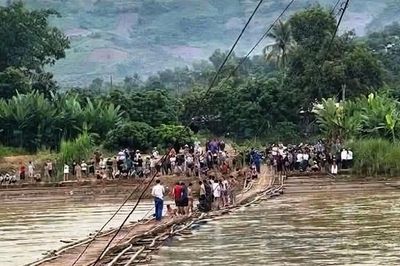 Nam thanh niên mất tích khi đi xe máy qua cầu phao