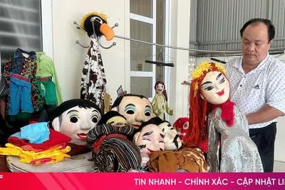 Người giữ hồn Trung thu bằng nghệ thuật múa rối