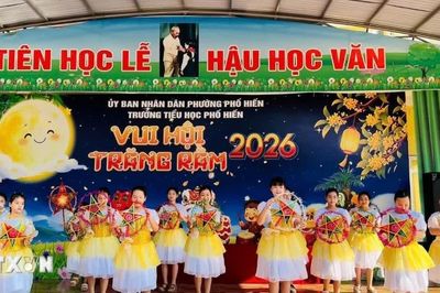 Hưng Yên: Rộn ràng không khí đón trăng dưới mái trường