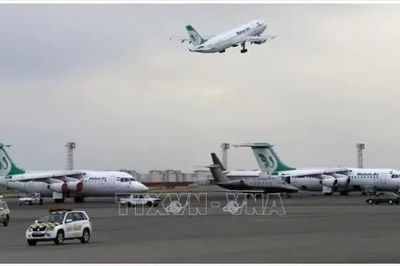Iran cảnh báo các sân bay khu vực